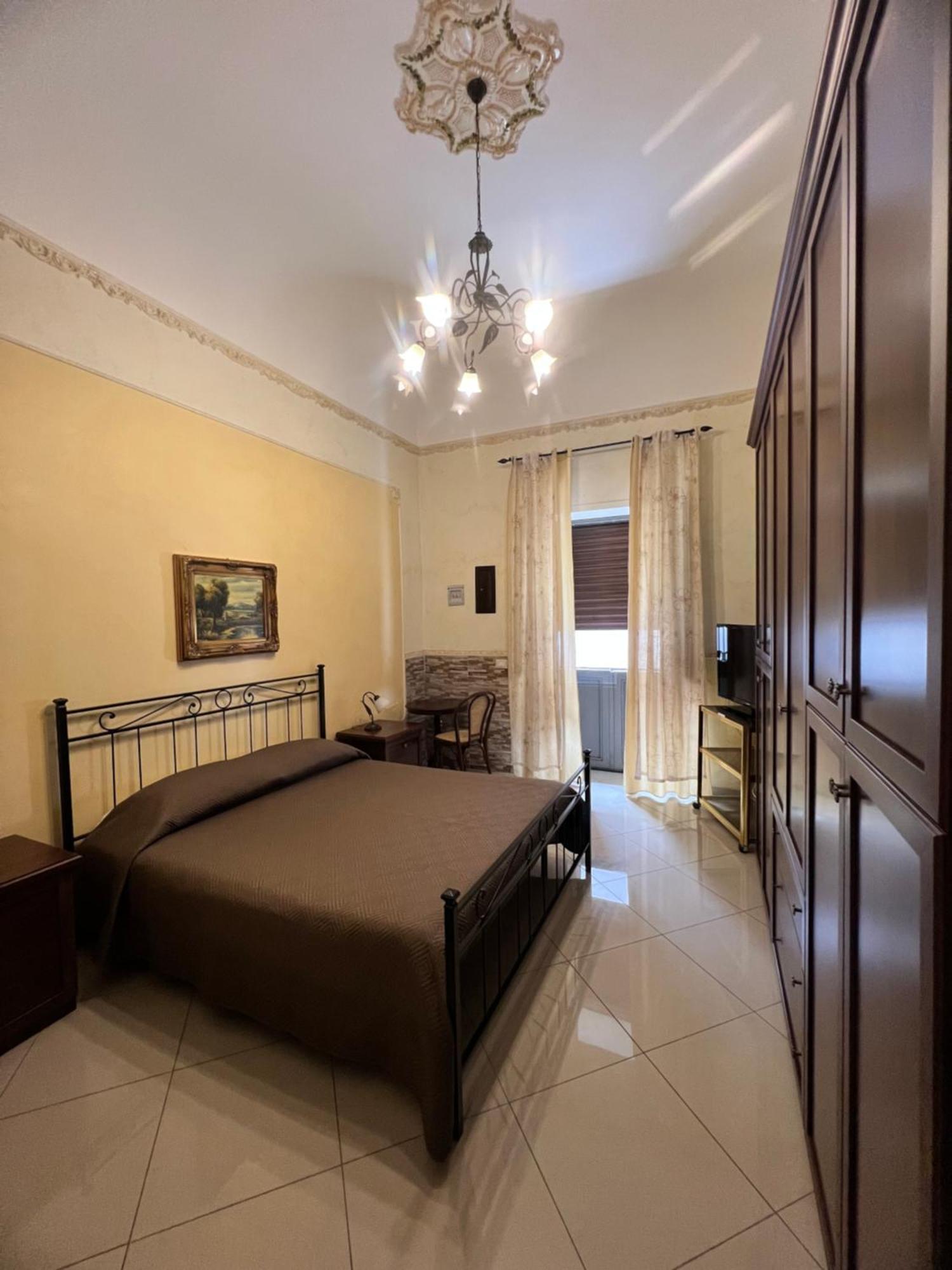 De Lorenzo 21 Apartment カターニア エクステリア 写真