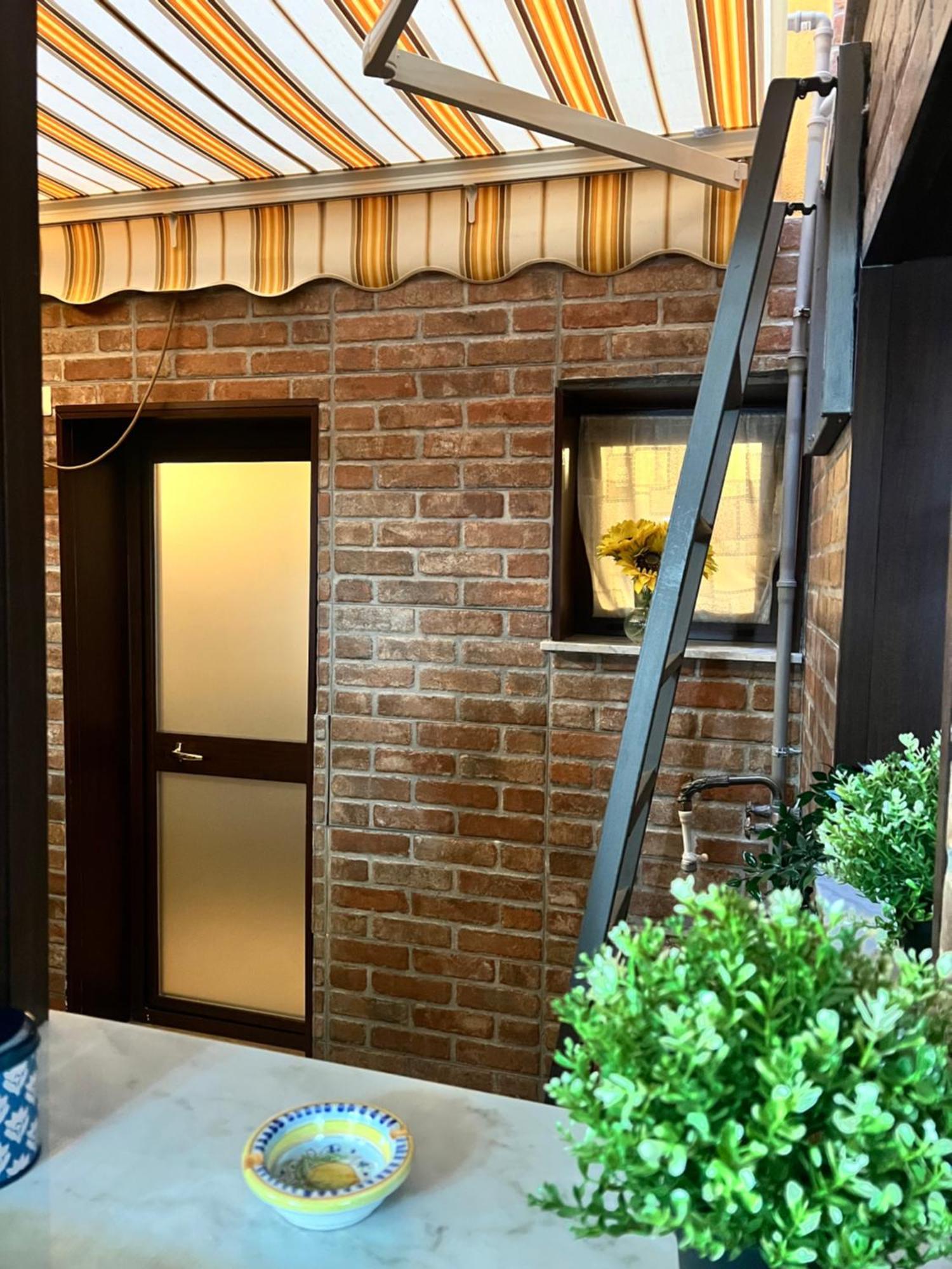 De Lorenzo 21 Apartment カターニア エクステリア 写真